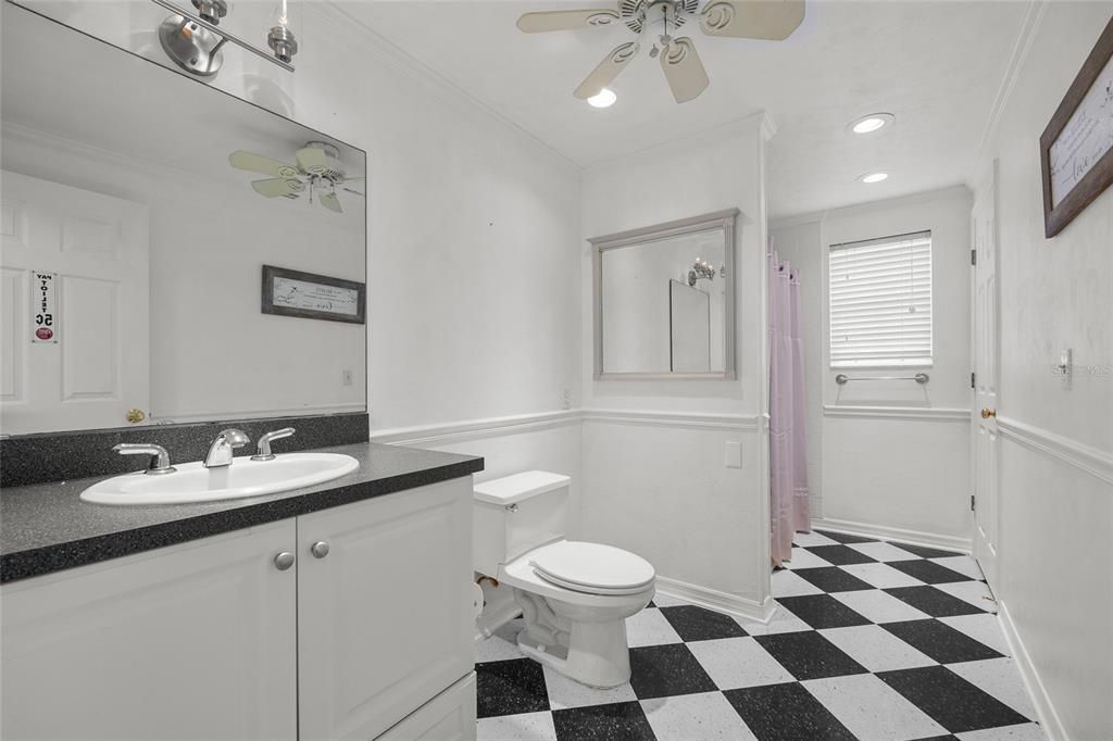 En Venta: $1,999,999 (5 camas, 6 baños, 5369 Pies cuadrados)