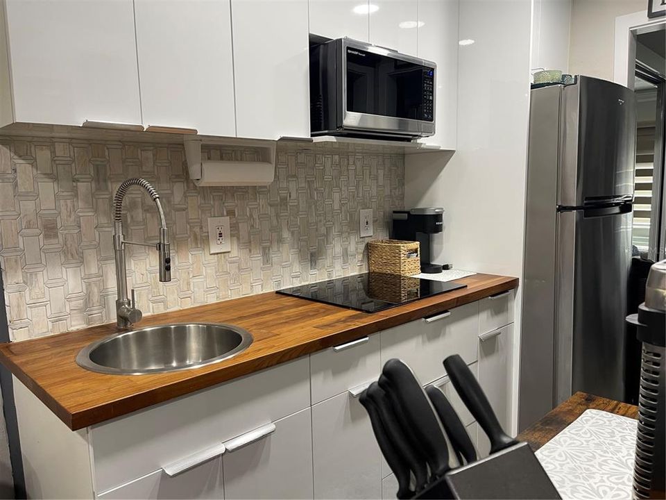 待售: $137,000 (1 贝兹, 1 浴室, 456 平方英尺)