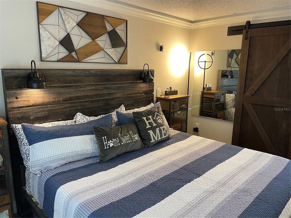 待售: $137,000 (1 贝兹, 1 浴室, 456 平方英尺)