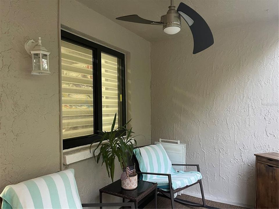 待售: $137,000 (1 贝兹, 1 浴室, 456 平方英尺)