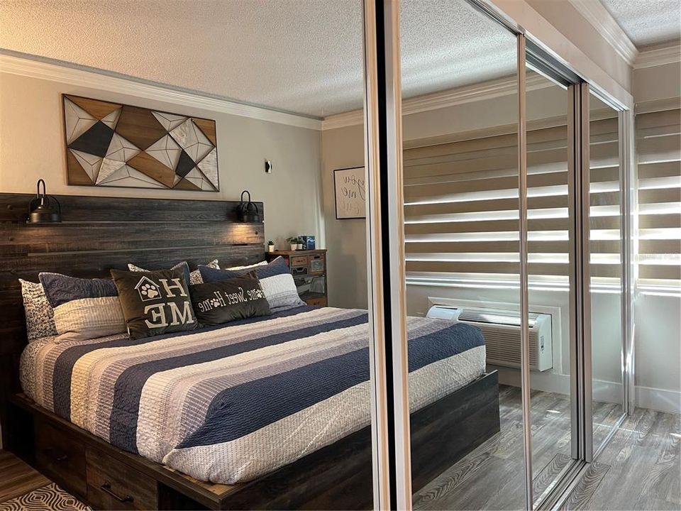 待售: $137,000 (1 贝兹, 1 浴室, 456 平方英尺)