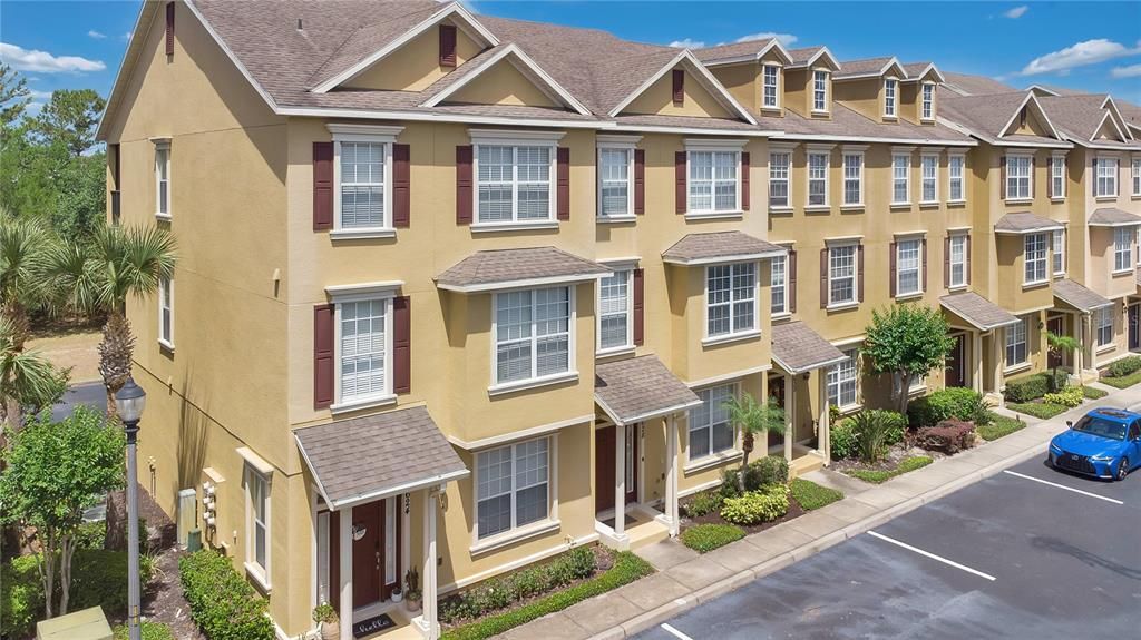 Vendido Recientemente: $335,000 (4 camas, 3 baños, 2146 Pies cuadrados)