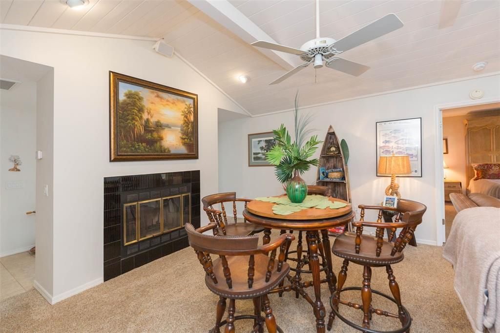 En Venta: $1,200,000 (4 camas, 3 baños, 2386 Pies cuadrados)