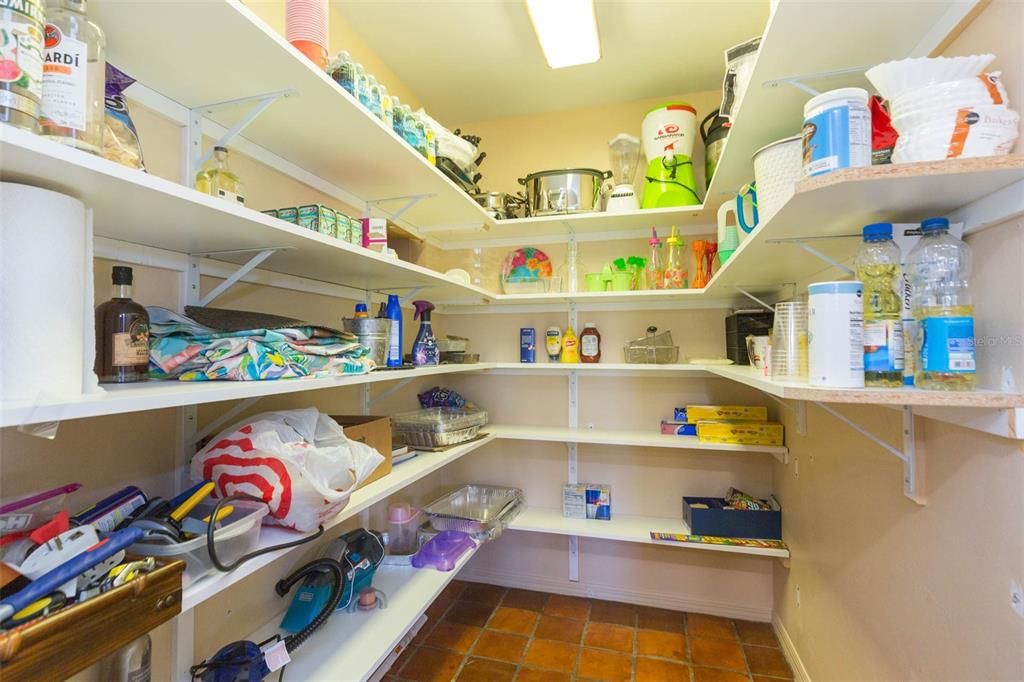 En Venta: $1,200,000 (4 camas, 3 baños, 2386 Pies cuadrados)