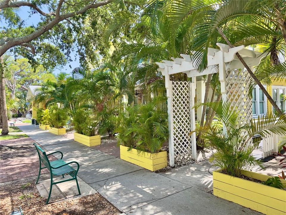 For Sale: $275,000 (0.09 acres)
