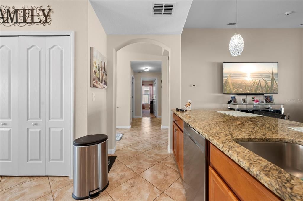 For Sale: $350,000 (3 beds, 2 baths, 1720 Square Feet)