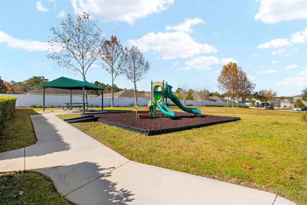 For Sale: $350,000 (3 beds, 2 baths, 1720 Square Feet)