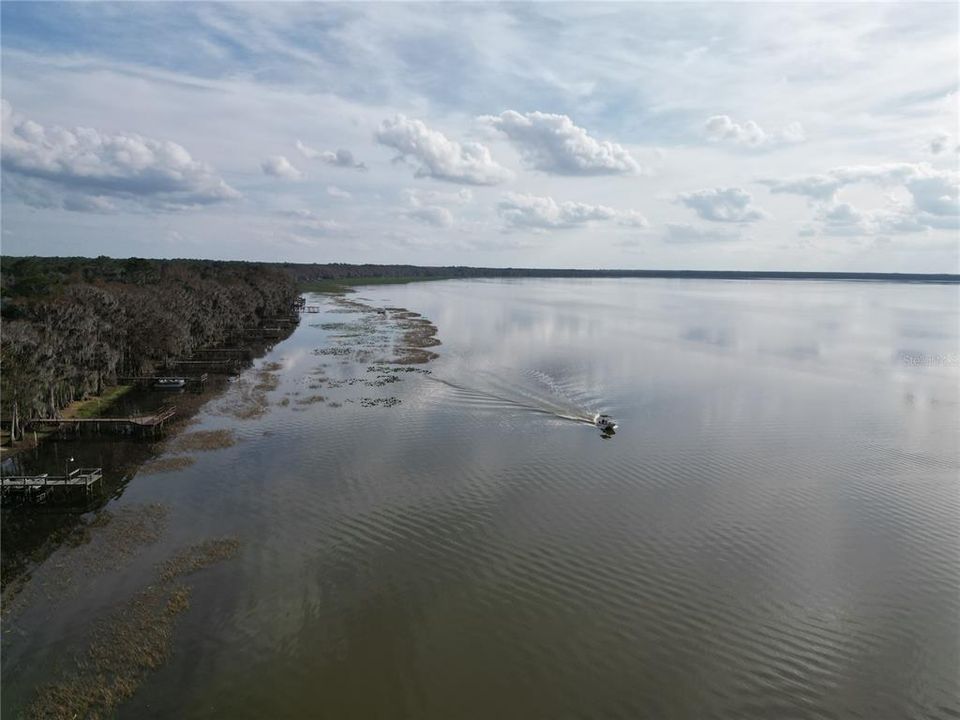 En Venta: $45,000 (1.03 acres)