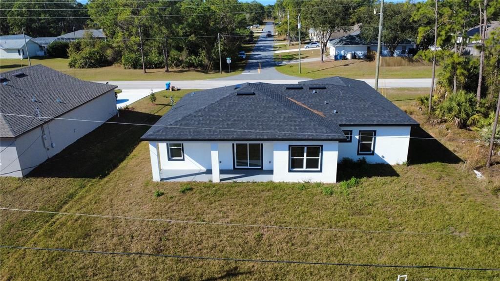 Active With Contract: $395,000 (3 beds, 2 baths, 2400 Square Feet)