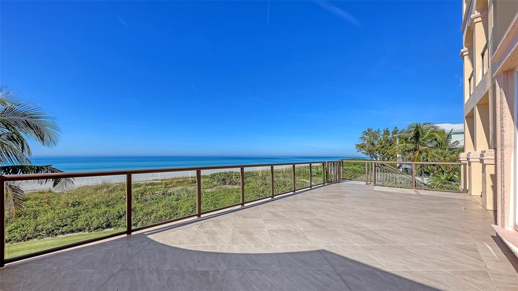 For Sale: $5,695,000 (4 beds, 3 baths, 3344 Square Feet)