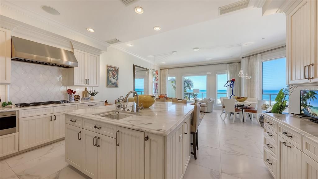 For Sale: $5,695,000 (4 beds, 3 baths, 3344 Square Feet)