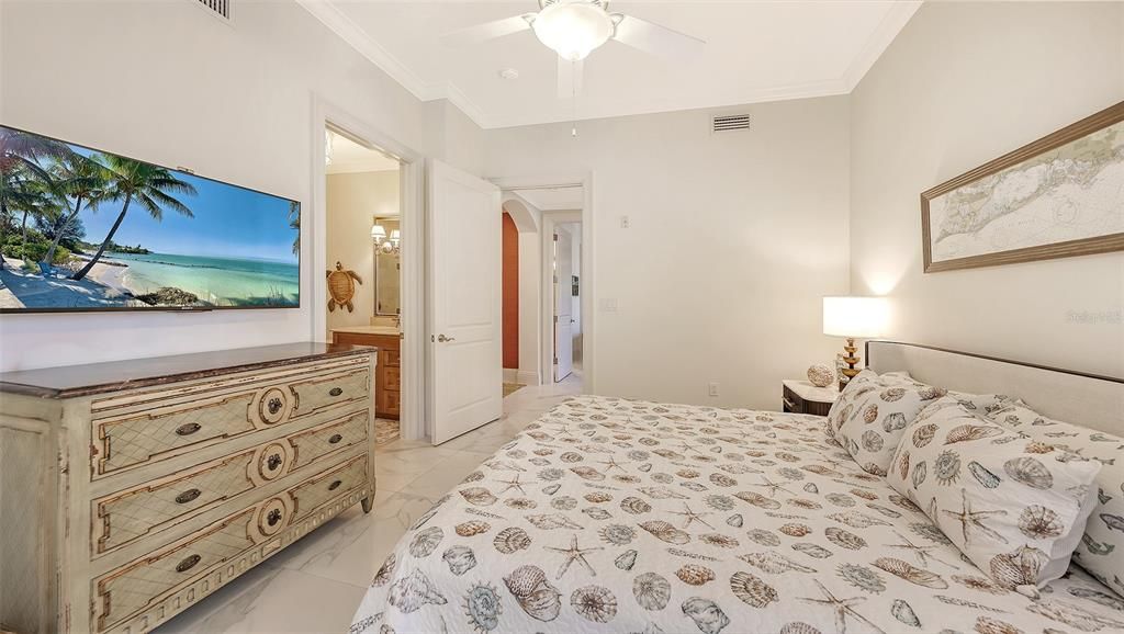 For Sale: $5,695,000 (4 beds, 3 baths, 3344 Square Feet)