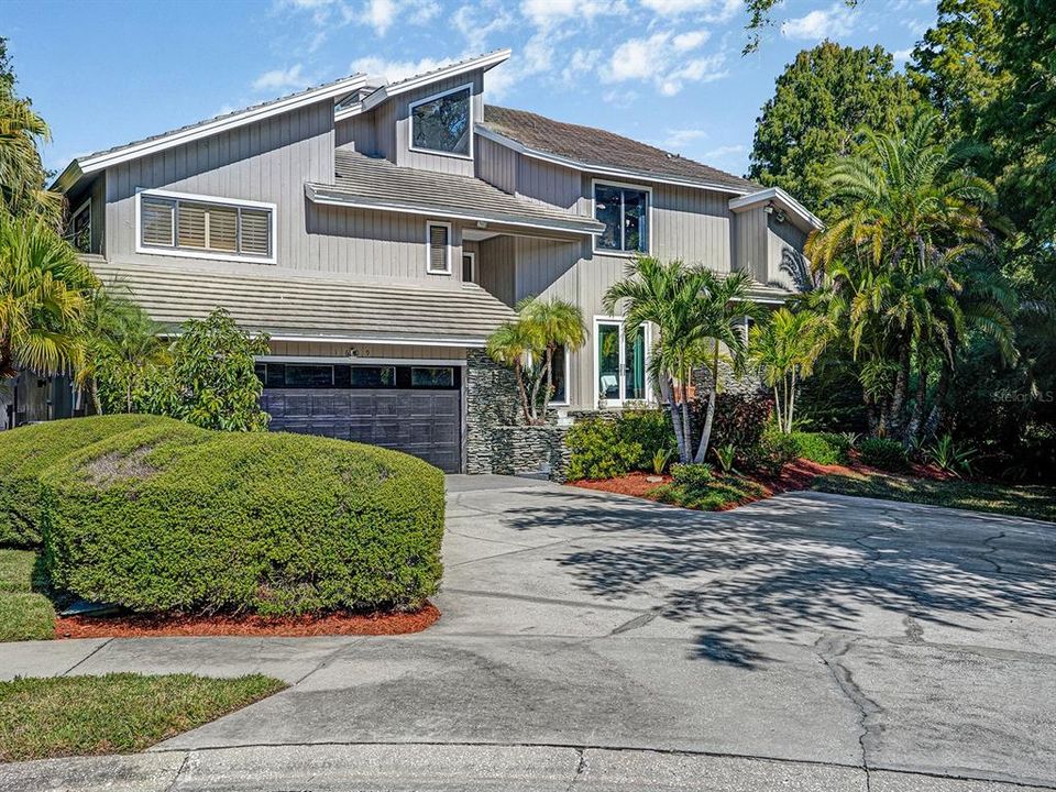 Activo con contrato: $1,799,000 (5 camas, 4 baños, 5396 Pies cuadrados)