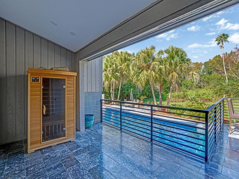 Activo con contrato: $1,799,000 (5 camas, 4 baños, 5396 Pies cuadrados)