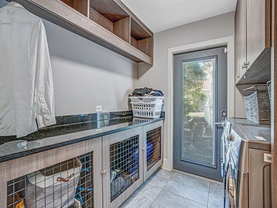 Activo con contrato: $1,799,000 (5 camas, 4 baños, 5396 Pies cuadrados)