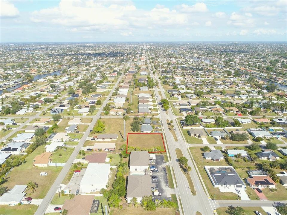 待售: $144,900 (0.46 acres)