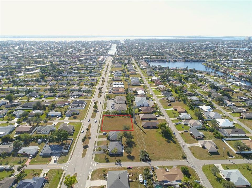 待售: $144,900 (0.46 acres)
