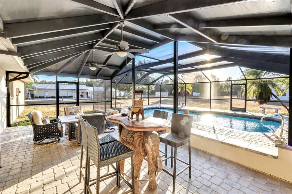 En Venta: $899,900 (6 camas, 4 baños, 3284 Pies cuadrados)