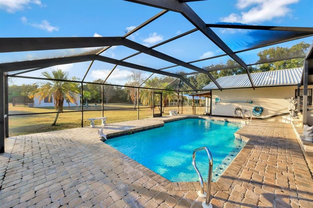 En Venta: $899,900 (6 camas, 4 baños, 3284 Pies cuadrados)