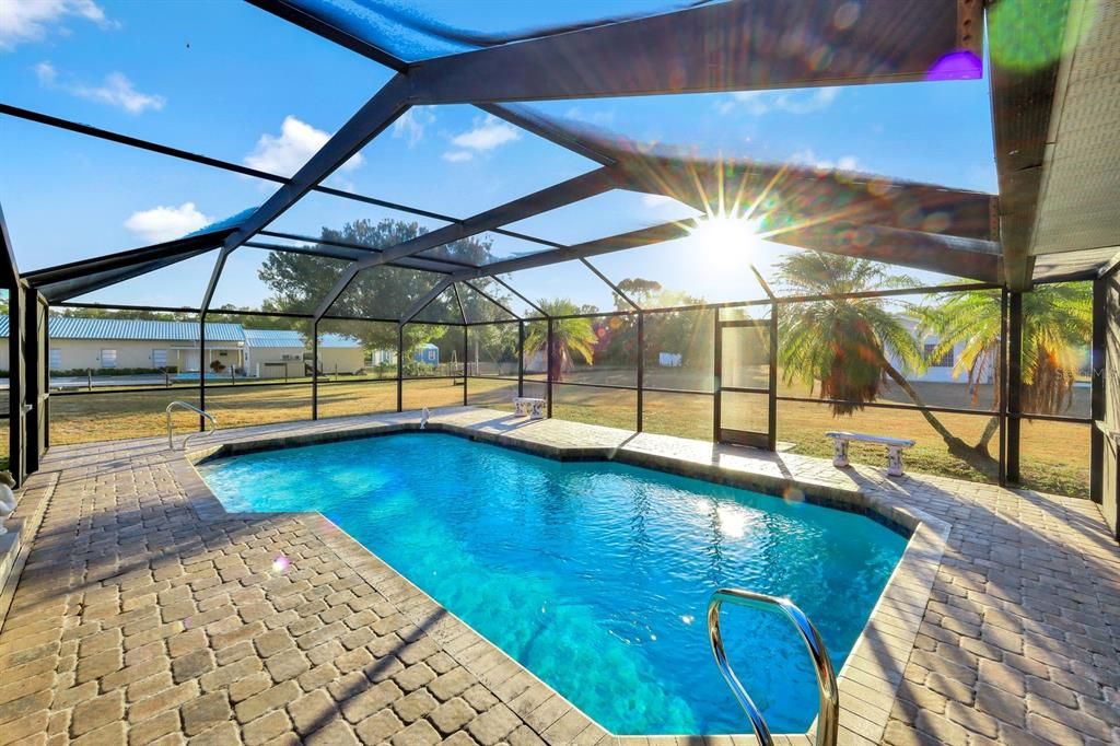 En Venta: $899,900 (6 camas, 4 baños, 3284 Pies cuadrados)