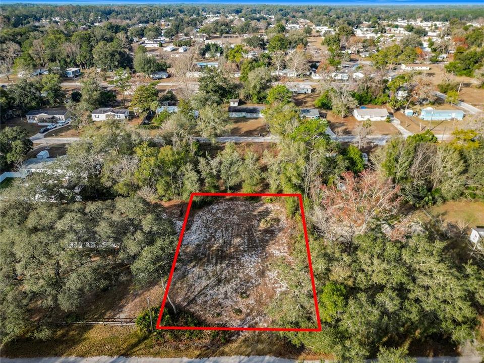 待售: $37,000 (0.32 acres)