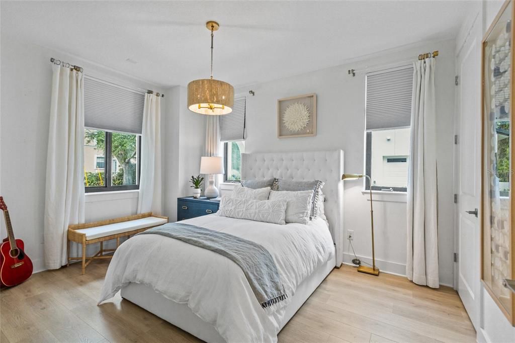 В аренду: $6,500 (3 спален, 3 ванн, 2790 Квадратных фут)