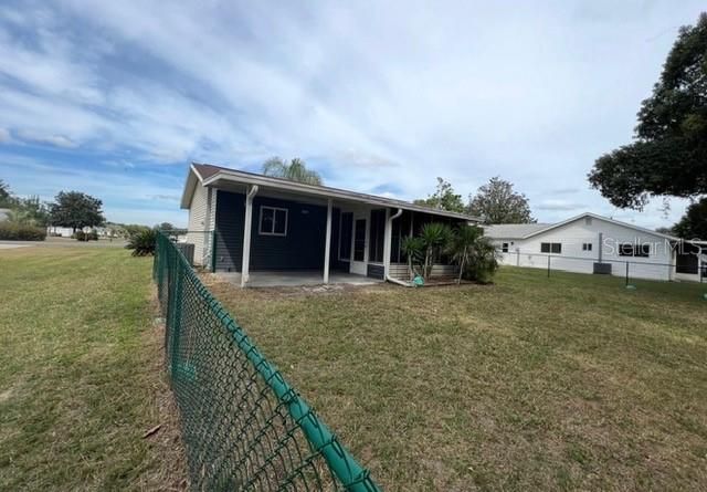 Active With Contract: $109,500 (2 beds, 2 baths, 864 Square Feet)