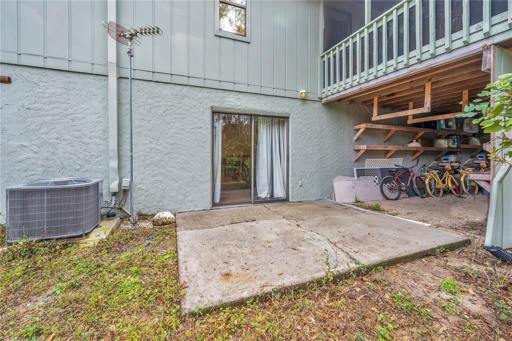 For Sale: $380,000 (5 beds, 3 baths, 2652 Square Feet)