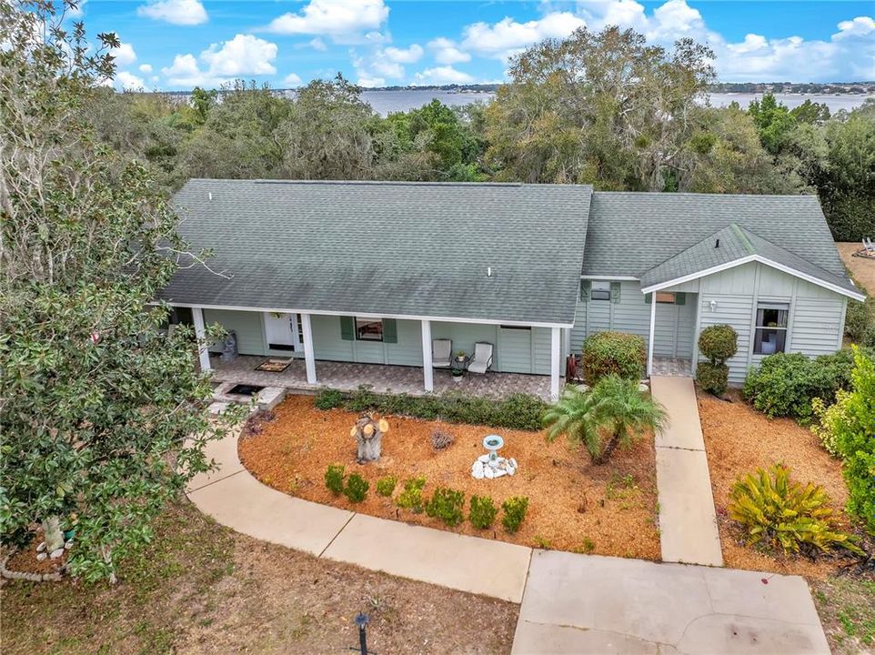 For Sale: $380,000 (5 beds, 3 baths, 2652 Square Feet)
