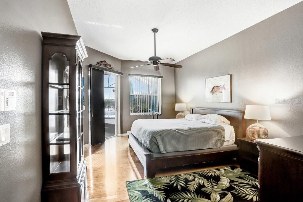 En Venta: $825,000 (3 camas, 2 baños, 2018 Pies cuadrados)