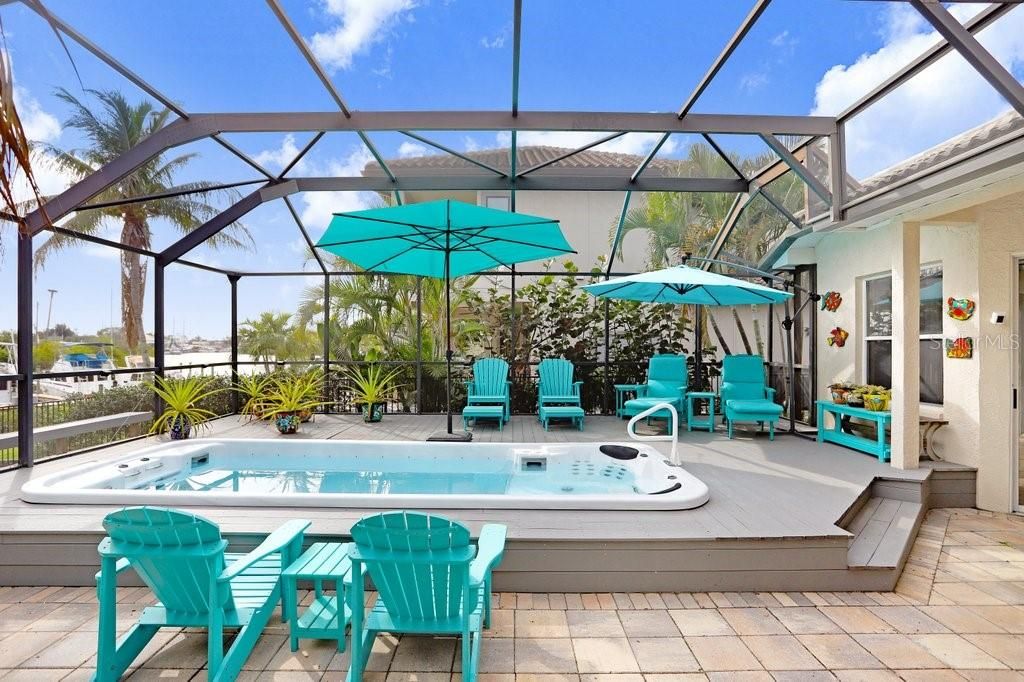 En Venta: $825,000 (3 camas, 2 baños, 2018 Pies cuadrados)