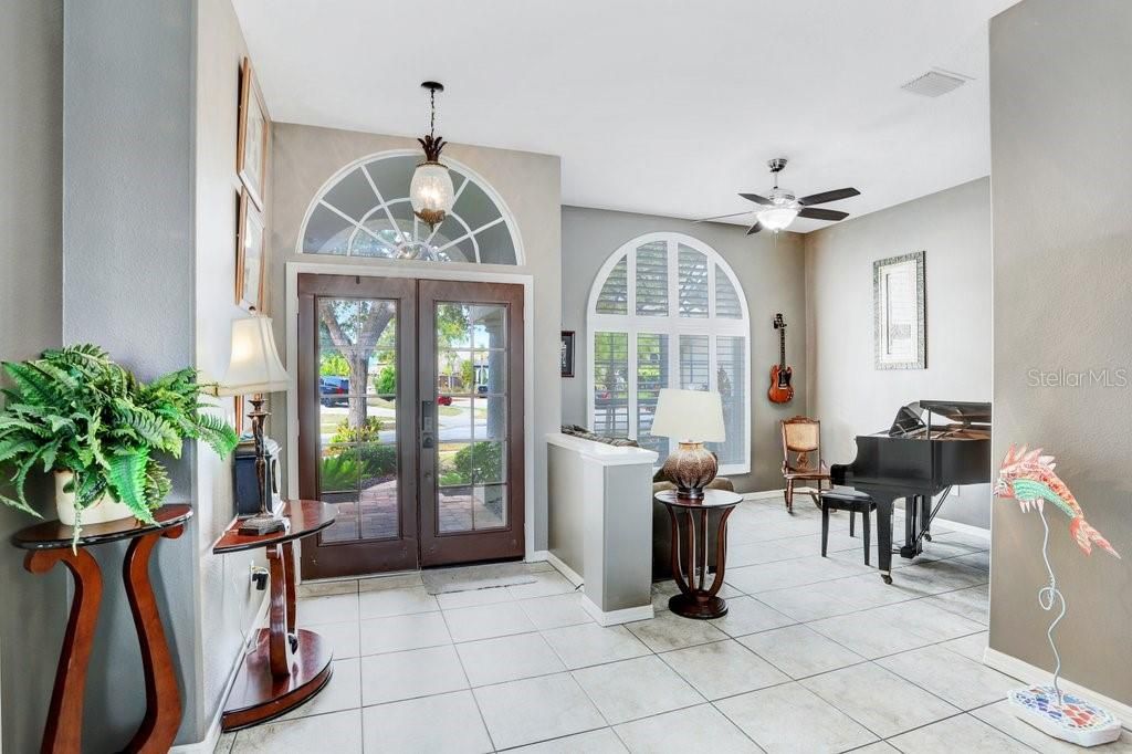 En Venta: $825,000 (3 camas, 2 baños, 2018 Pies cuadrados)