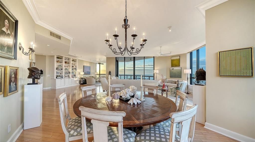 For Sale: $3,275,000 (3 beds, 4 baths, 3273 Square Feet)
