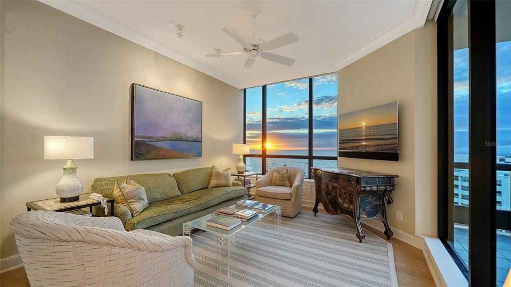 For Sale: $3,275,000 (3 beds, 4 baths, 3273 Square Feet)