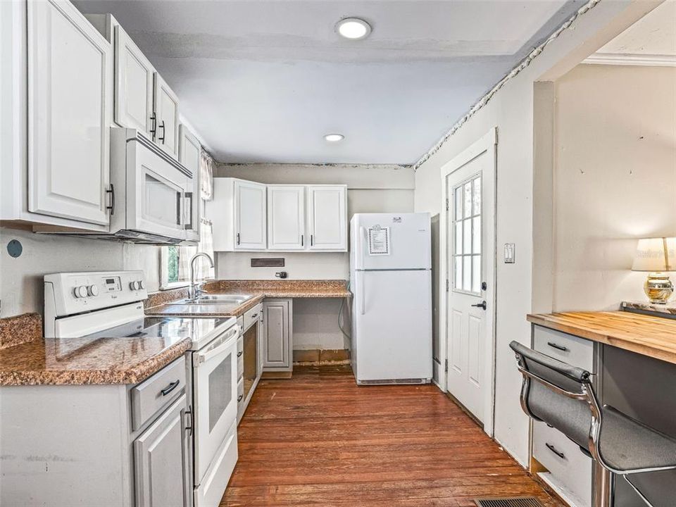 For Sale: $725,000 (0 beds, 0 baths, 0 Square Feet)