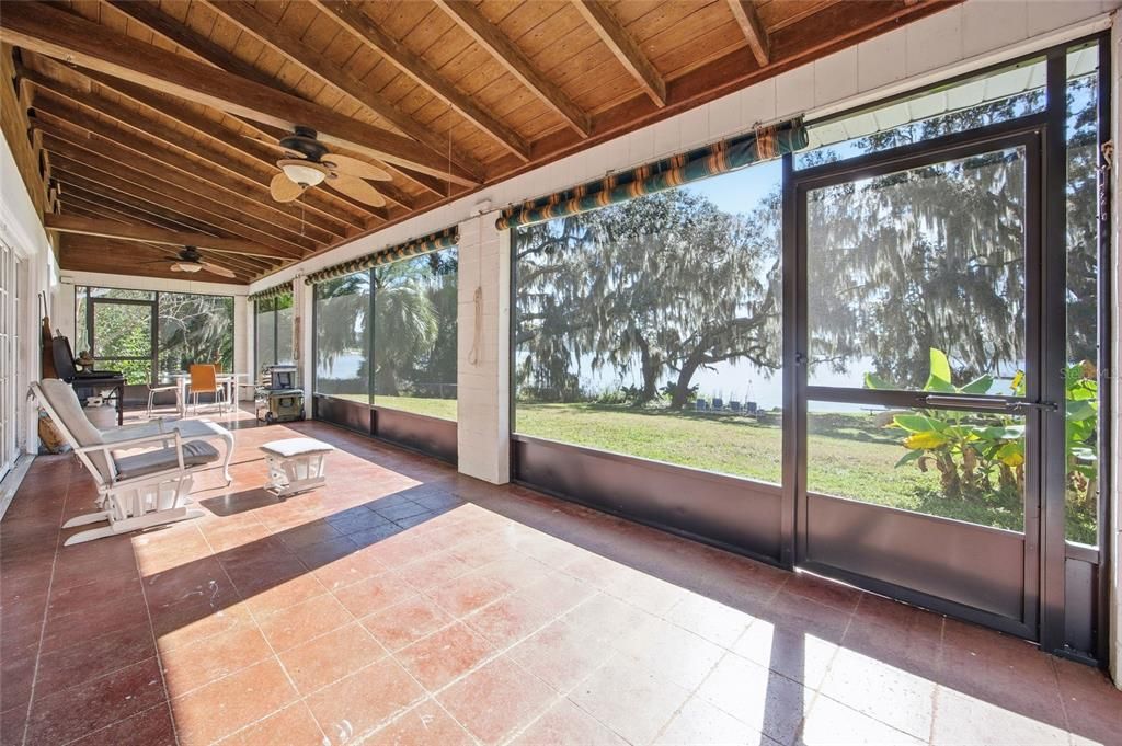 Active With Contract: $509,000 (4 beds, 3 baths, 2624 Square Feet)