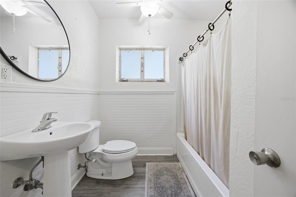 Active With Contract: $509,000 (4 beds, 3 baths, 2624 Square Feet)