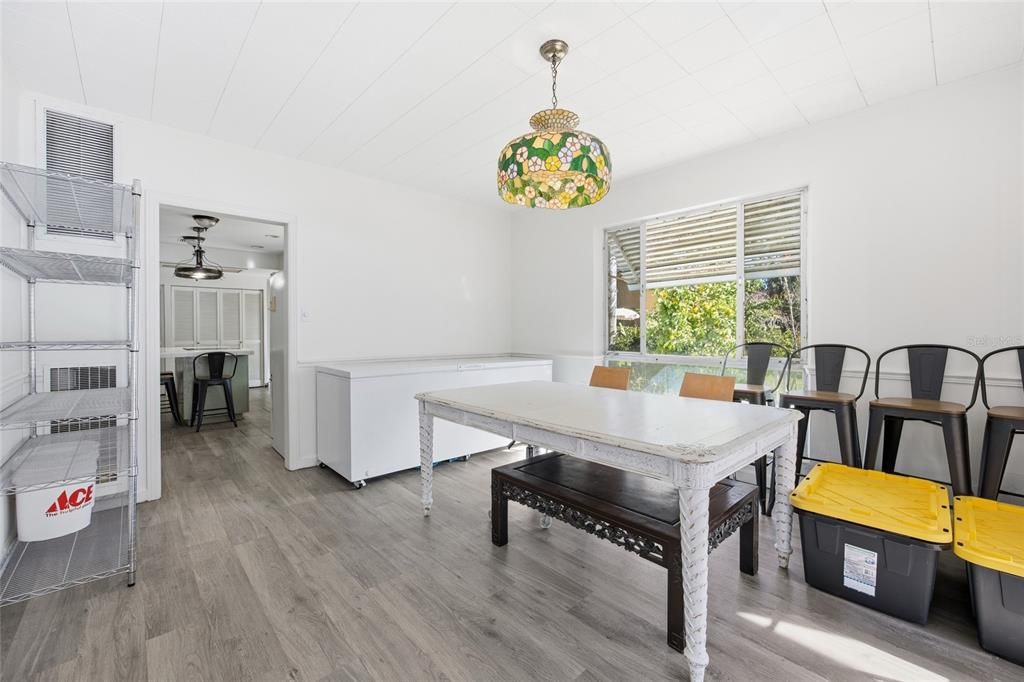 Active With Contract: $509,000 (4 beds, 3 baths, 2624 Square Feet)