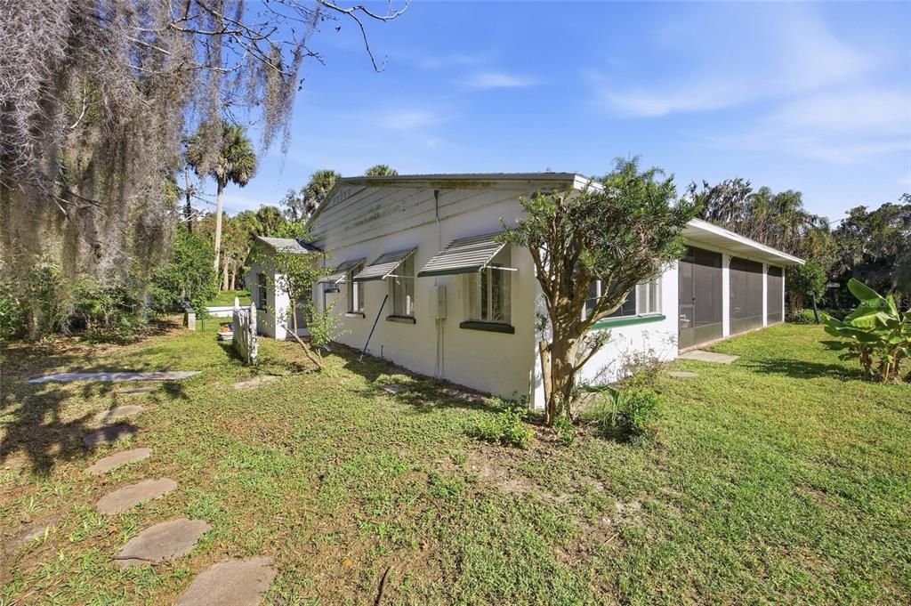 Active With Contract: $509,000 (4 beds, 3 baths, 2624 Square Feet)
