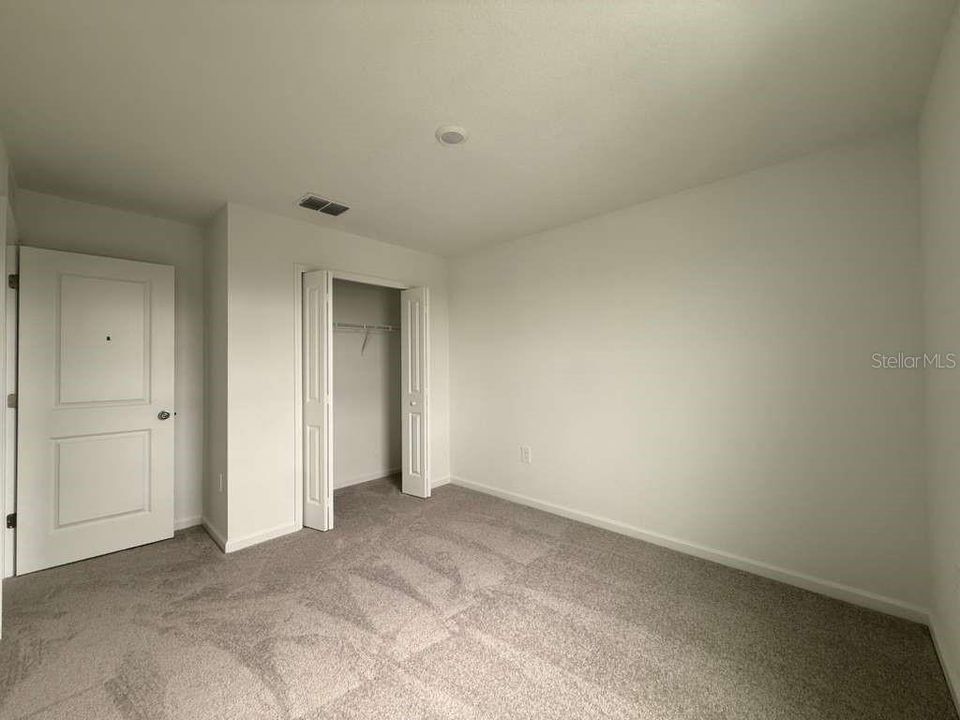 For Rent: $1,900 (4 beds, 2 baths, 1874 Square Feet)