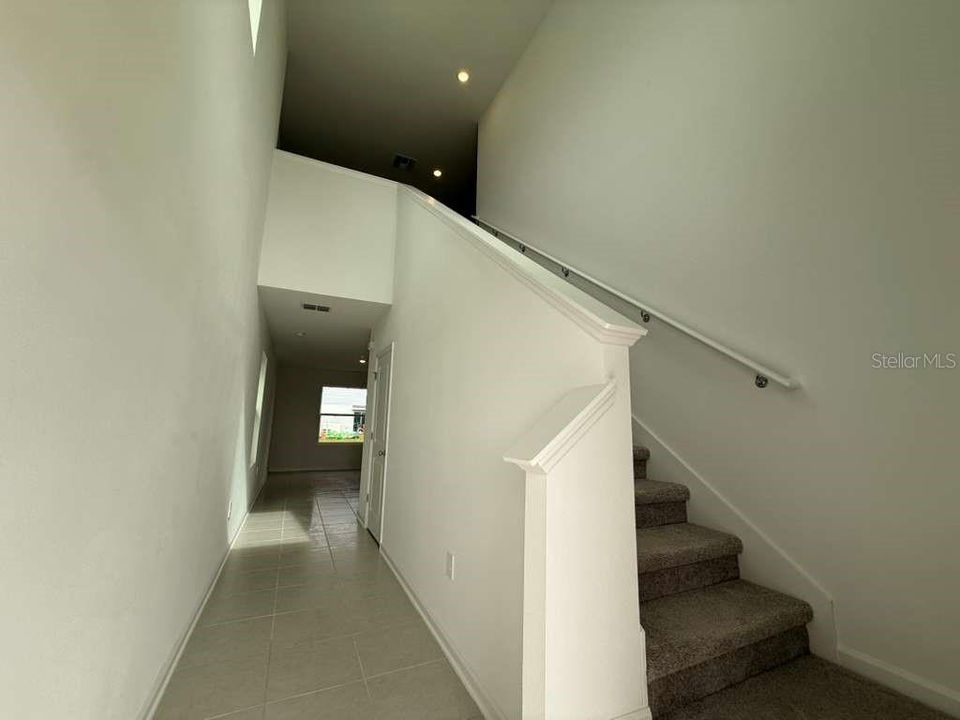 For Rent: $1,900 (4 beds, 2 baths, 1874 Square Feet)