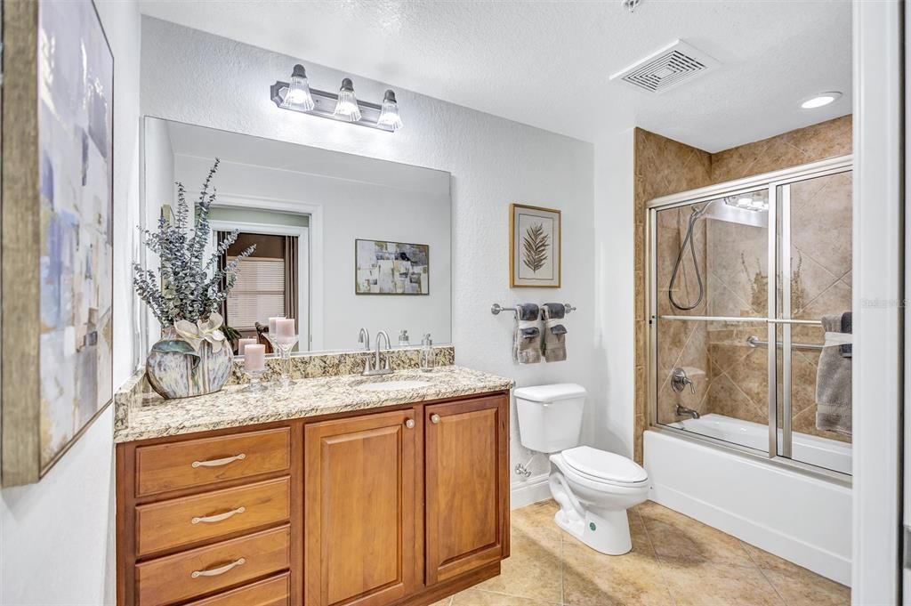 For Sale: $660,000 (3 beds, 2 baths, 2039 Square Feet)
