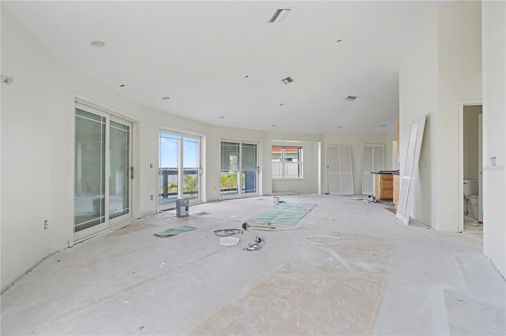 Activo con contrato: $850,000 (3 camas, 4 baños, 2670 Pies cuadrados)