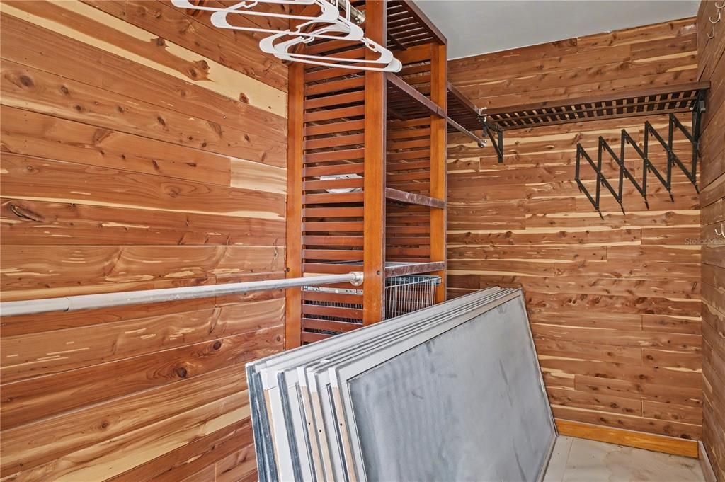 Activo con contrato: $850,000 (3 camas, 4 baños, 2670 Pies cuadrados)