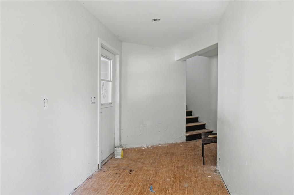 Activo con contrato: $850,000 (3 camas, 4 baños, 2670 Pies cuadrados)
