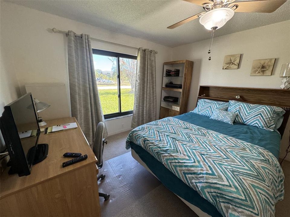 На продажу: $140,000 (2 спален, 2 ванн, 958 Квадратных фут)