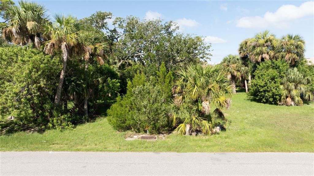 En Venta: $95,000 (0.32 acres)