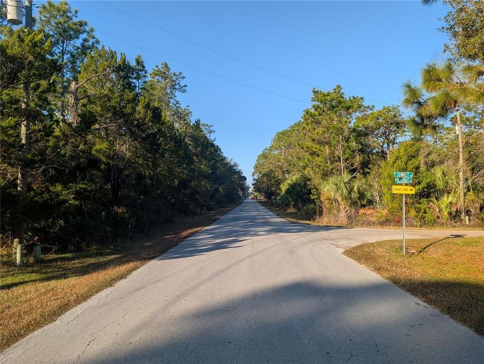 На продажу: $34,700 (1.00 acres)