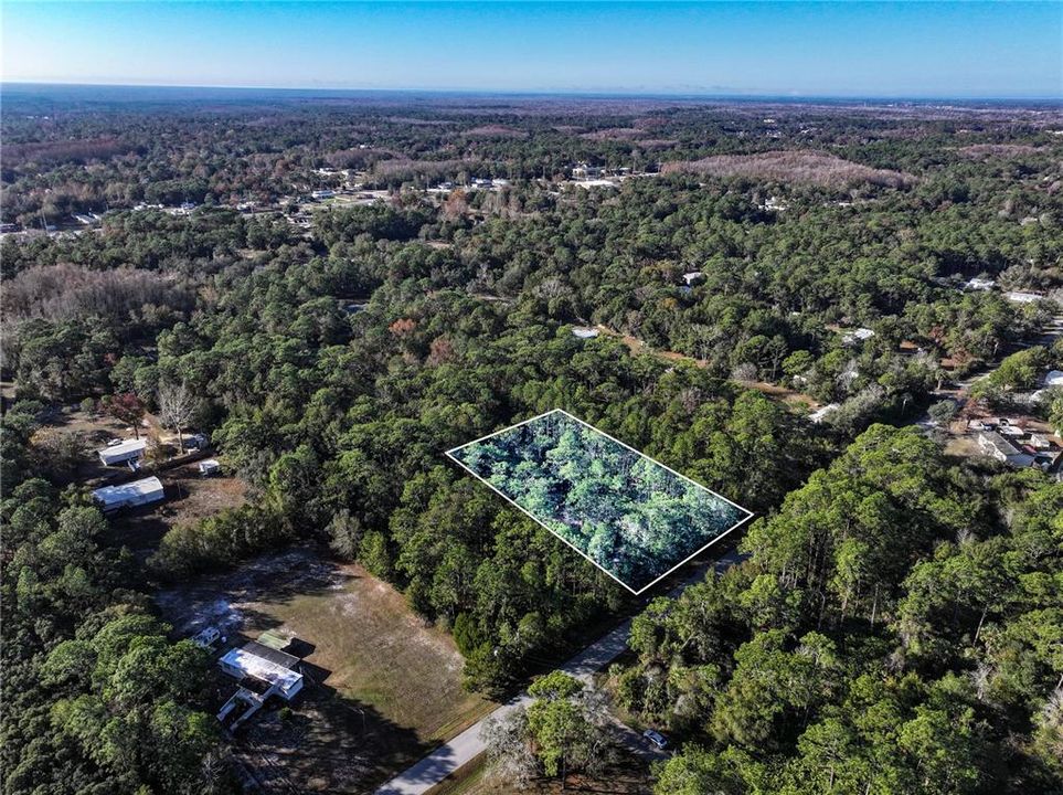 На продажу: $34,700 (1.00 acres)