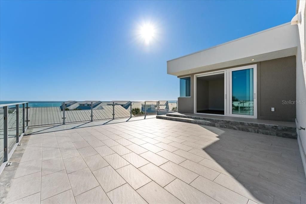 На продажу: $4,100,000 (4 спален, 3 ванн, 3667 Квадратных фут)